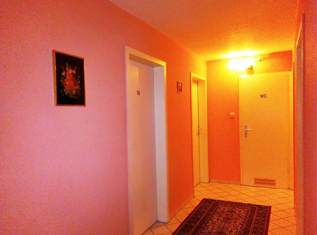 Hotel Yans Oberhausen  Room photo